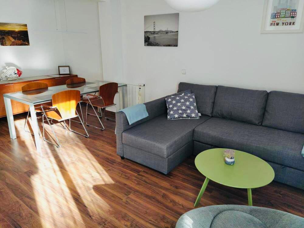 August Centro Tarragona Apartman Kültér fotó